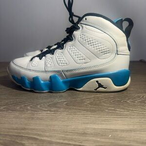Jordan 9 Retro
Powder Blue (2024)